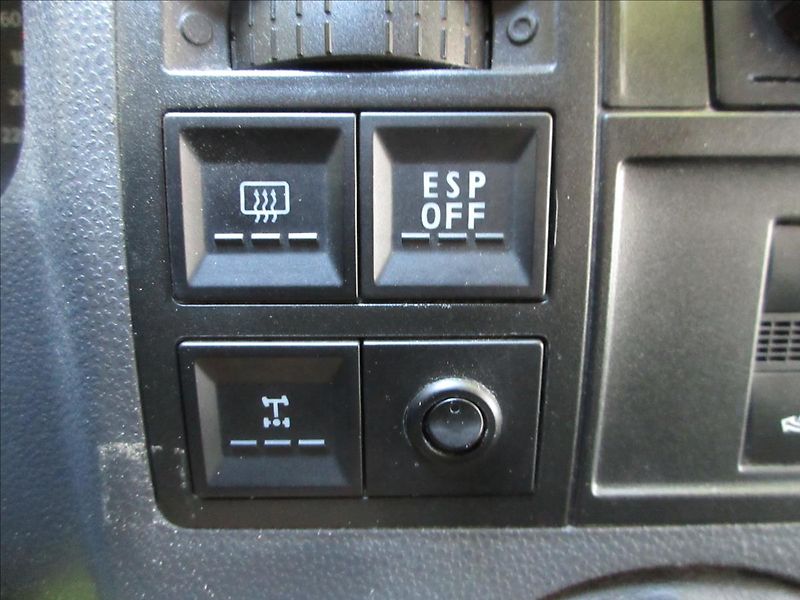 Volkswagen Caravelle 2,5 TDi 128Kw, 4x4, 7míst, Lon - fotka 22 z 30
