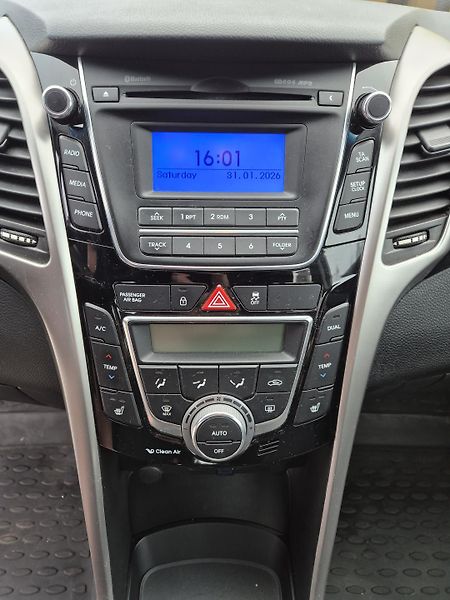 Hyundai i30 (2017) - fotka 13 z 16