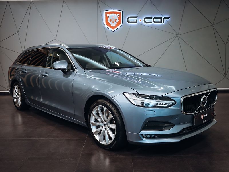 Volvo V90 D5 Momentum 173 kW AWD - fotka 2 z 28