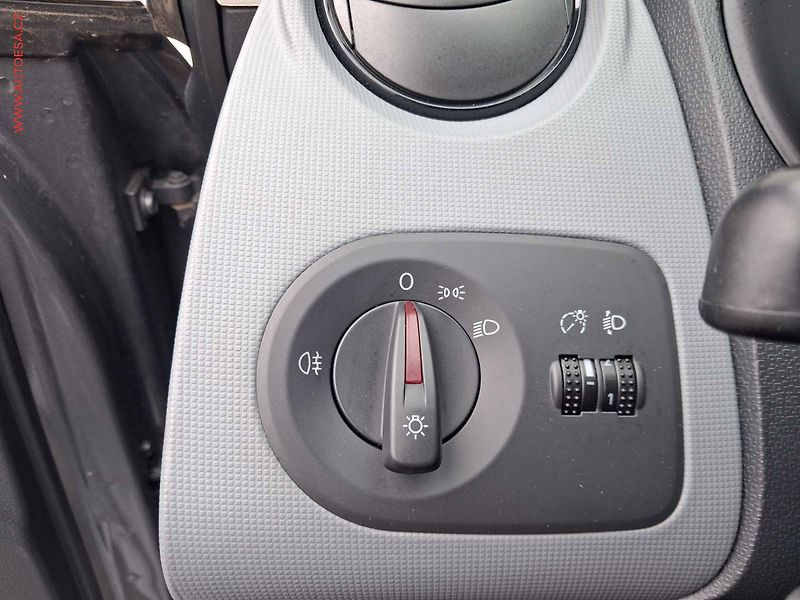Seat Ibiza (2014) 1.2 TSi, Reference - fotka 16 z 17