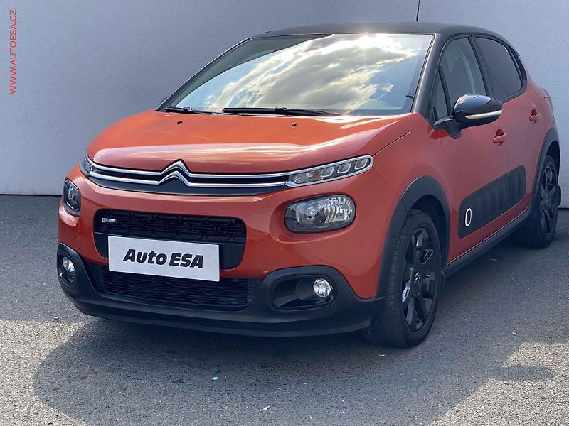 Citroën C3 (2017) 1.2PT, Shine, navi - fotka 3 z 18