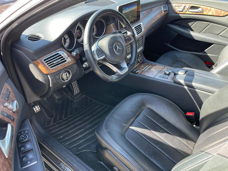 Mercedes-Benz CLS 350d 4MATIC Shooting Brake - fotka 14 z 40