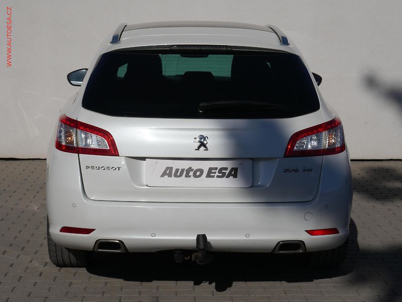 Peugeot 508 (2011) 2.2 HDi, ČR, GT, AT, bixen - fotka 5 z 21