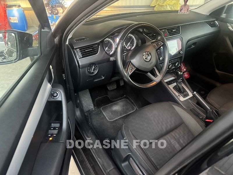 Škoda Octavia (2017) 1.6 TDi, AT, panorama - fotka 3 z 3