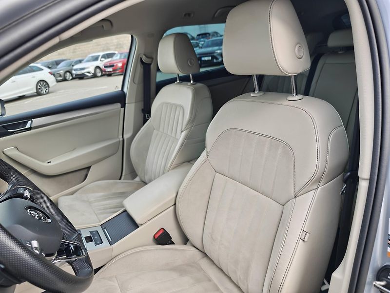 Škoda Superb Style 7DSG 1,5TSI - fotka 6 z 24