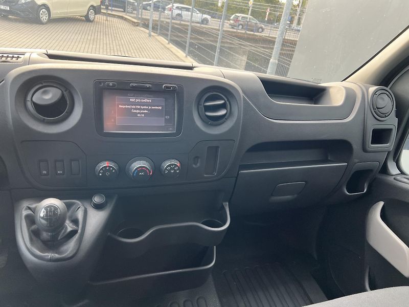 Renault Master (2018) 2,3dCi 107kW - fotka 17 z 29