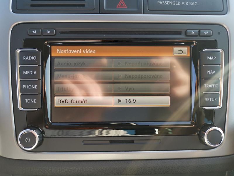 Volkswagen Tiguan (2015) 2,0TDI 130kW DSG ICUP 4x4 1MAJ - fotka 60 z 91