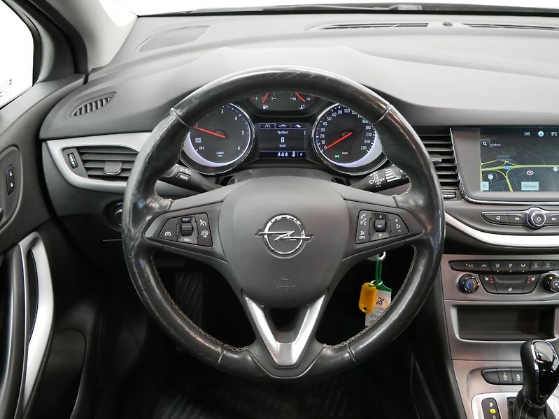 Opel Astra - fotka 16 z 24