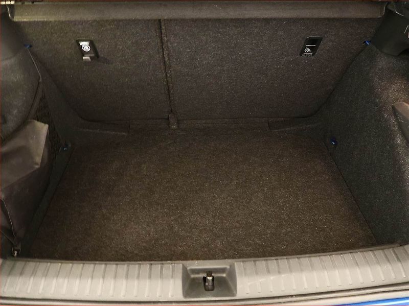 Škoda Kamiq (2019) 1.0 TSI, Automat, Navi - fotka 14 z 18