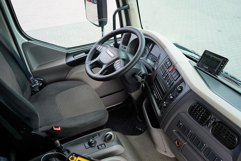 DAF LF (2015) / 250 / SKRZYNIOWY + HDS / HYV - fotka 13 z 52