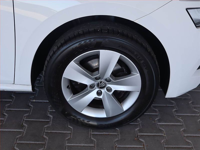 Škoda Kamiq (2022) 1.0 TSI, Serv.kniha - fotka 14 z 20