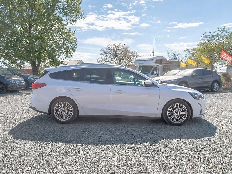 Ford Focus (2019) ČR 2.0TDCI 110KW – VÝBAVA! - fotka 4 z 55