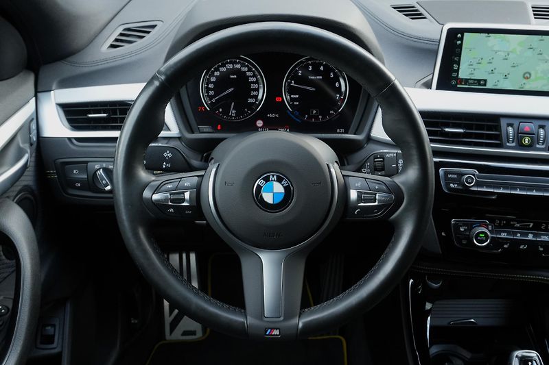 BMW X2 20i xDrive, Tažné, Kamera, ČR - fotka 15 z 36