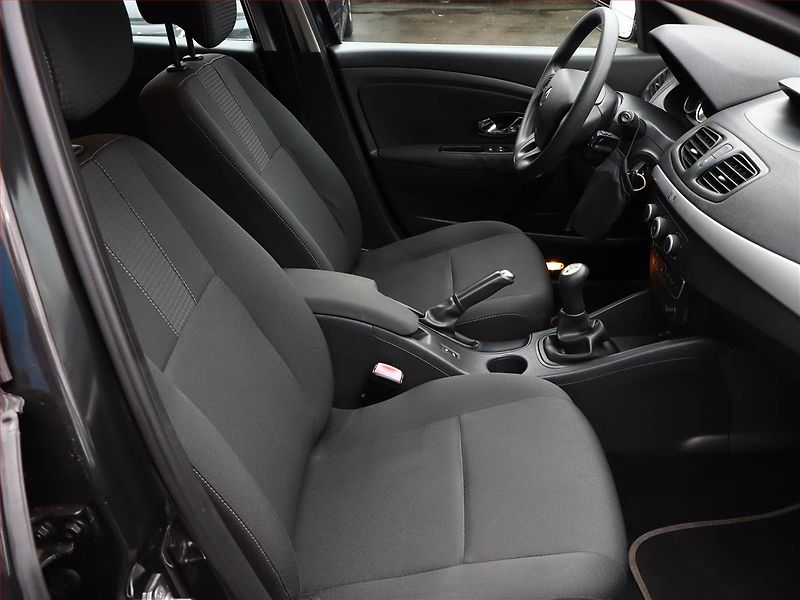 Renault Fluence (2012) 1.6 16V, jezdí dobře - fotka 7 z 15