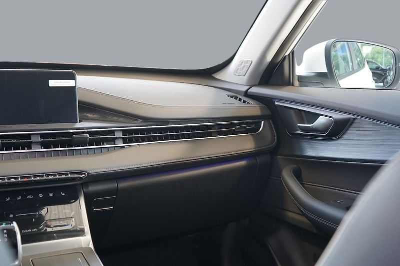 Chery Tiggo 4 HEV UNIQUE 1.5 IDHE HEV - fotka 23 z 31