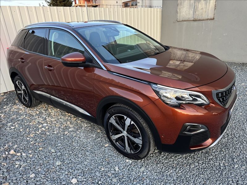 Peugeot 3008 1,2 i ALLURE DPH 1.maj původČR - fotka 7 z 50