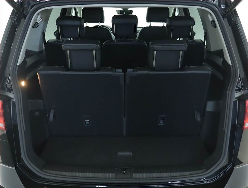 Volkswagen Touran (2025) Comfortline 1.5 TSI - fotka 15 z 19