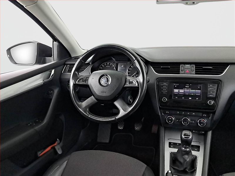 Škoda Octavia (2014) 1.6 TDI, Serv.kniha, Navi - fotka 7 z 16