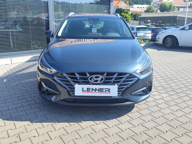 Hyundai i30 1.5 T-GDI/117kW Smart Navi - fotka 2 z 34