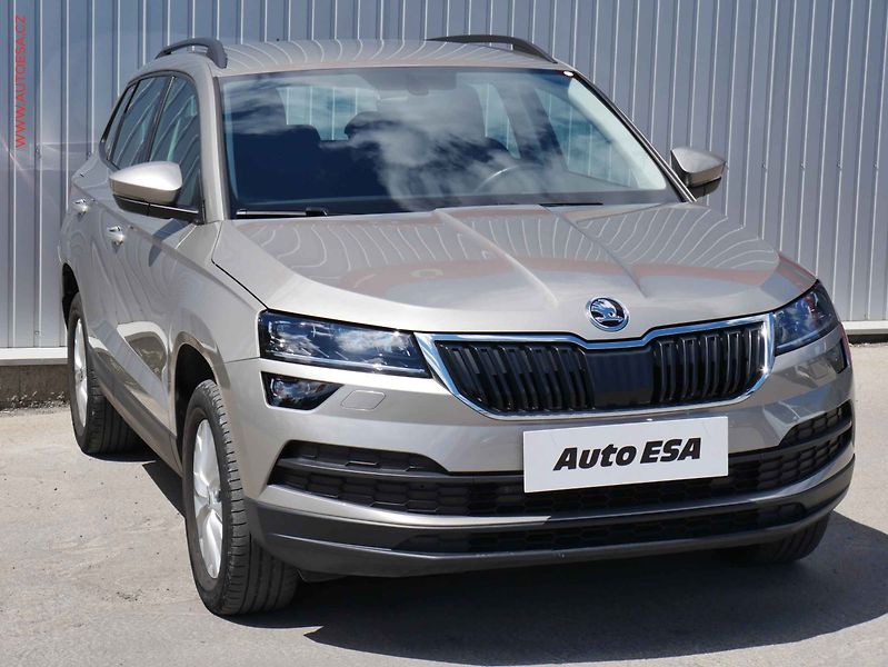 Škoda Karoq (2018) 1.6 TDi, ČR, LED, AC, TZ - fotografie inzerátu