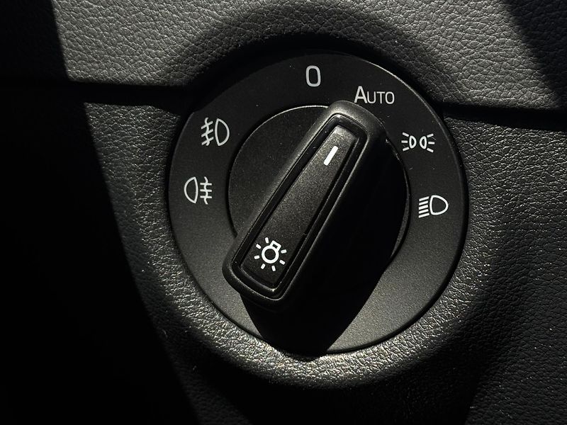Škoda Octavia (2019) III 1.6TDi Style, Virtual, RZV - fotka 23 z 48