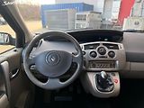 Renault Scénic (2006) 1.6i, 82kw L+Z kola - náhled 16