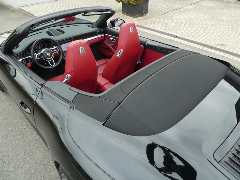 Porsche 911 CARRERA CABRIOLET  - fotka 12 z 23
