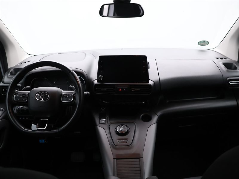 Toyota ProAce City Verso 1,2 T 130k Aut. L2 Family DPH - fotka 24 z 32