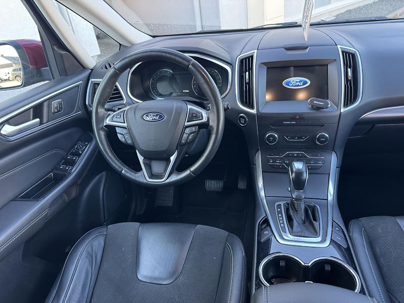 Ford S-MAX 2,0TDCi A/T, TITANIUM,ČR - fotka 13 z 19