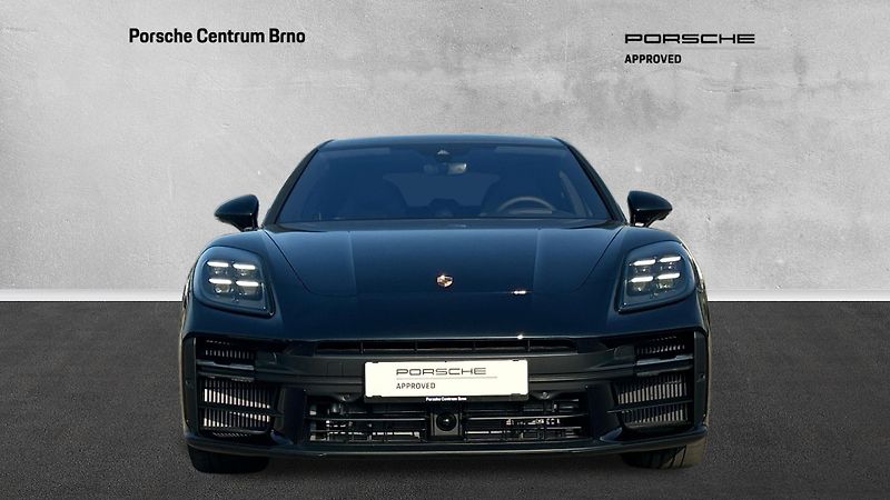 Porsche Panamera - fotka 2 z 30