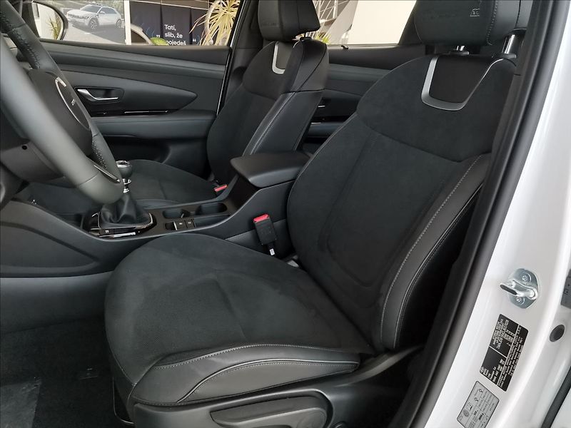 Hyundai Tucson 1,6 T-GDI 20 years - fotka 6 z 11