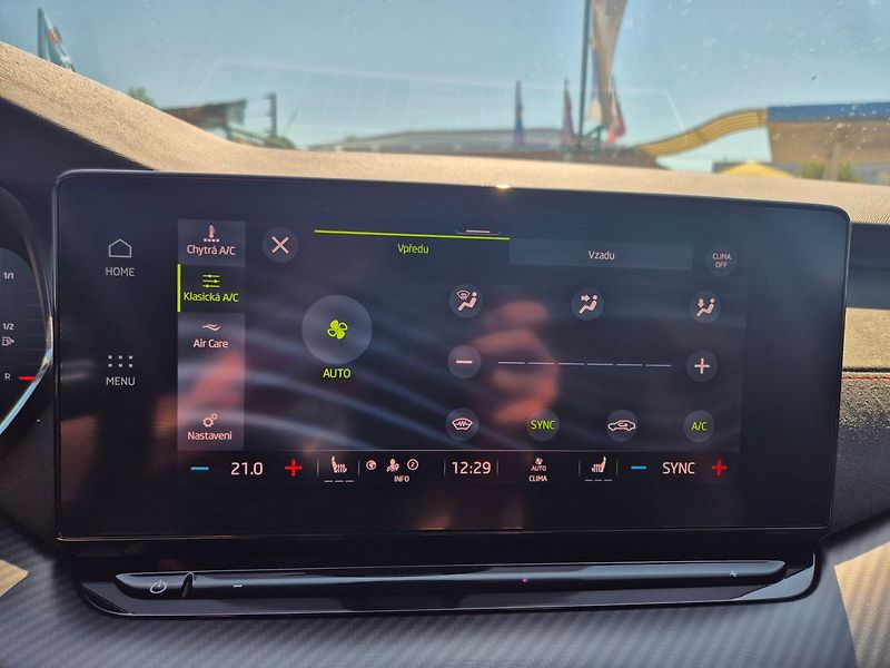 Škoda Octavia RS 2,0TSI DSG 180kW, CZ, záruk - fotka 27 z 37