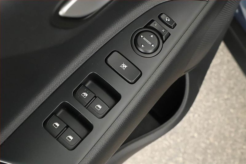 Kia Stonic (2020) 1.4 CVVT, Serv.kniha, Navi - fotka 9 z 20