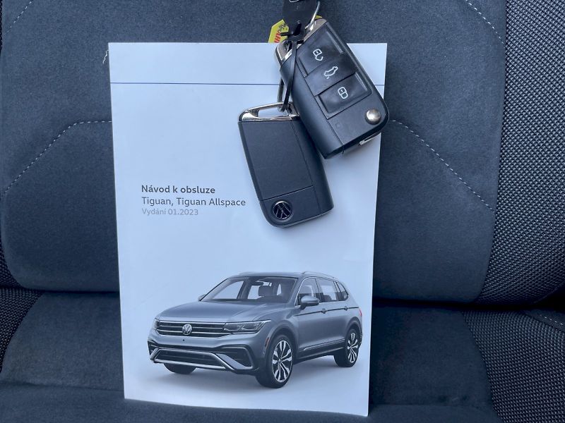 Volkswagen Tiguan Allspace (2023) 2.0 TDI 110 kW 4MOTION DSG Ele - fotka 33 z 34