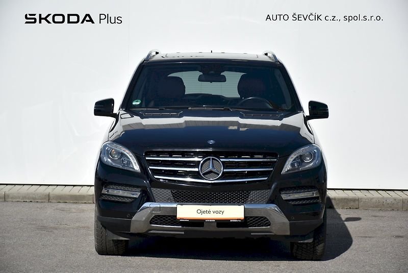 Mercedes-Benz Třídy M (2013) 3.0 Cdi 190kW 4x4 - fotka 4 z 31