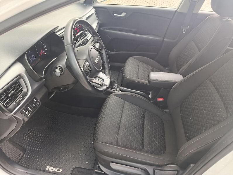 Kia Rio (2023) 1.2. DPI 62KW ČR 1. MAJ - fotka 12 z 13