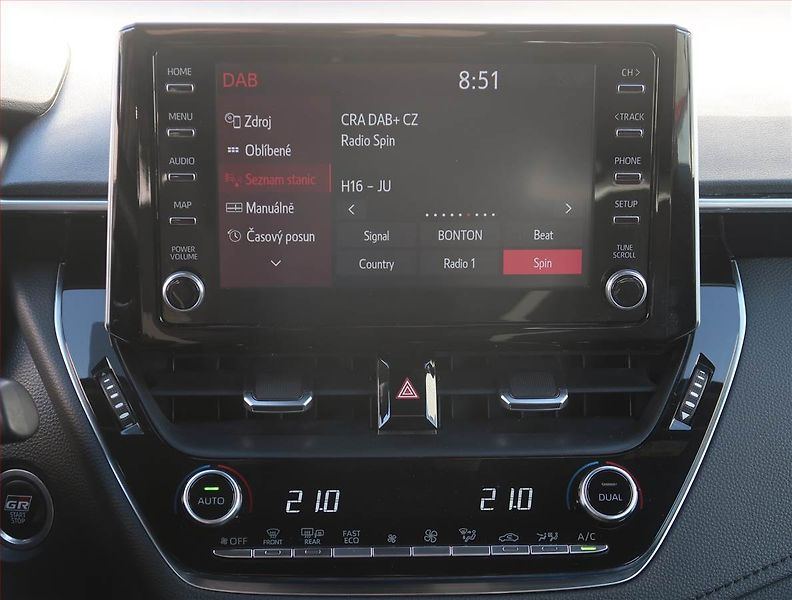 Toyota Corolla (2022) GR Sport 1.8 Hybrid, Hybrid - fotka 12 z 21