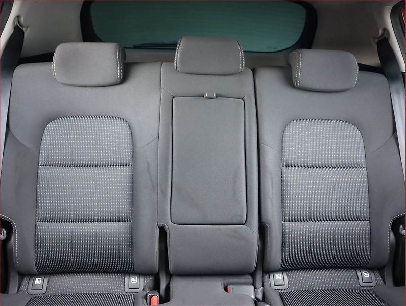 Kia Sportage (2021) Black Edition 1.6 T-GDI, 4X4 - fotka 9 z 17