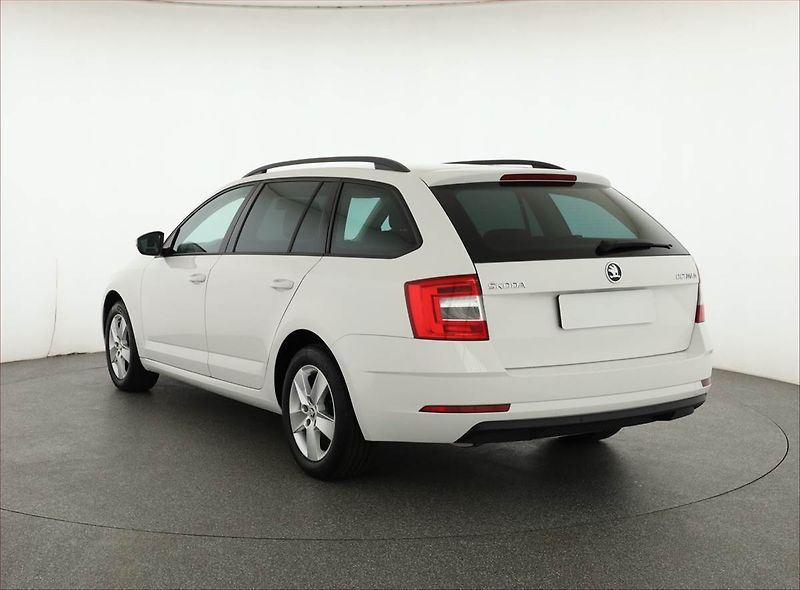 Škoda Octavia (2019) Ambition Plus 1.5 TSI, Automat - fotka 4 z 15