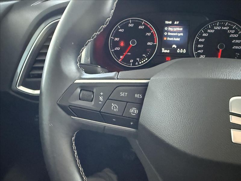 Seat Ateca 1,5   TSI 110kW,STYLE,SERVISKA - fotka 16 z 29