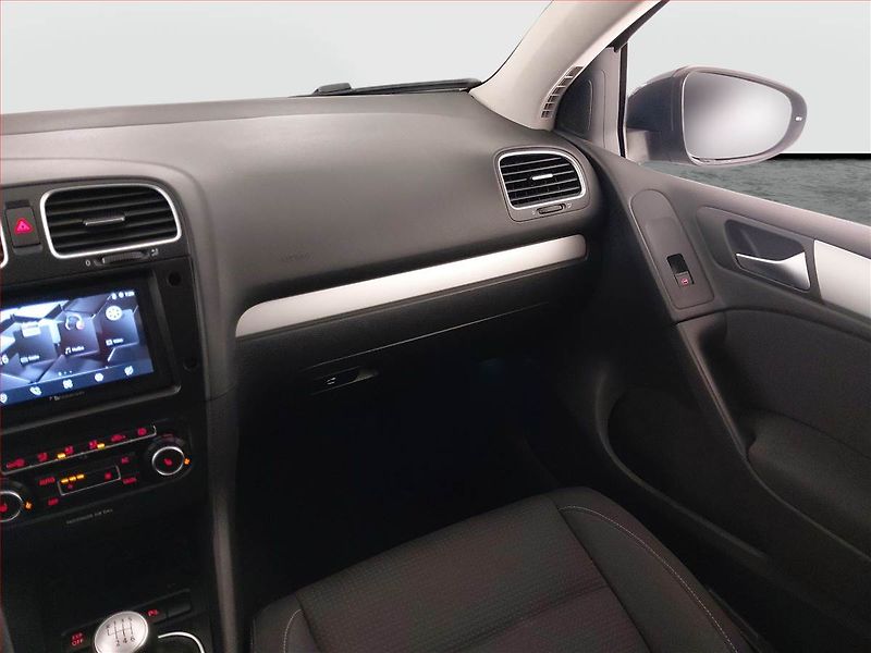 Volkswagen Golf (2010) Comfortline 1.4 TSI - fotka 8 z 19