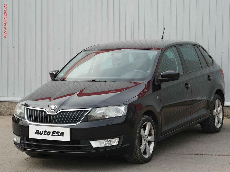Škoda Rapid (2014) 1.2 TSi, Elegance, xenon - fotka 3 z 17