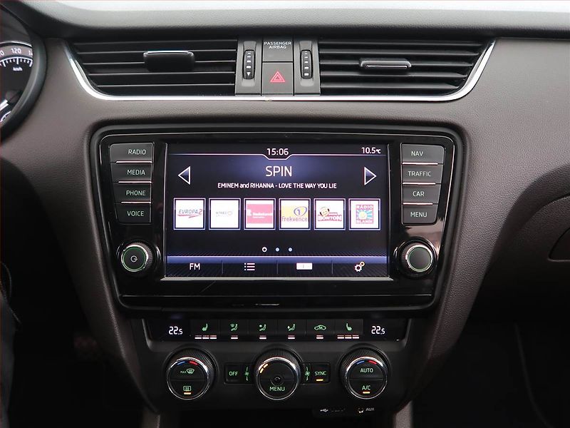 Škoda Octavia (2016) Laurin&Klement 2.0 TDI - fotka 12 z 20