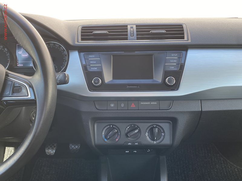 Škoda Fabia (2015) 1.4 TDi, Ambition, +kola - fotka 12 z 16