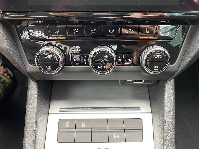 Škoda Octavia 1.4 TSI 110kW - 1xMAJ. - NAVI - fotka 29 z 45