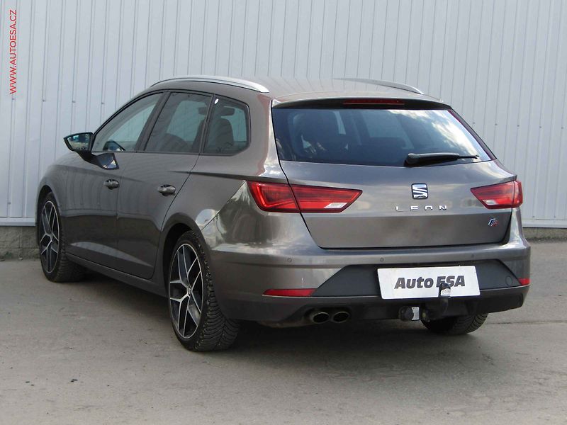 Seat Leon (2017) 1.8 TSi, ČR - fotka 6 z 20