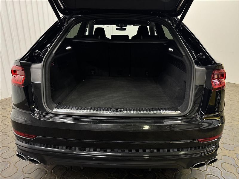 Audi SQ8 COMPETITION PLUS ČR 1.MAJ - fotka 39 z 50