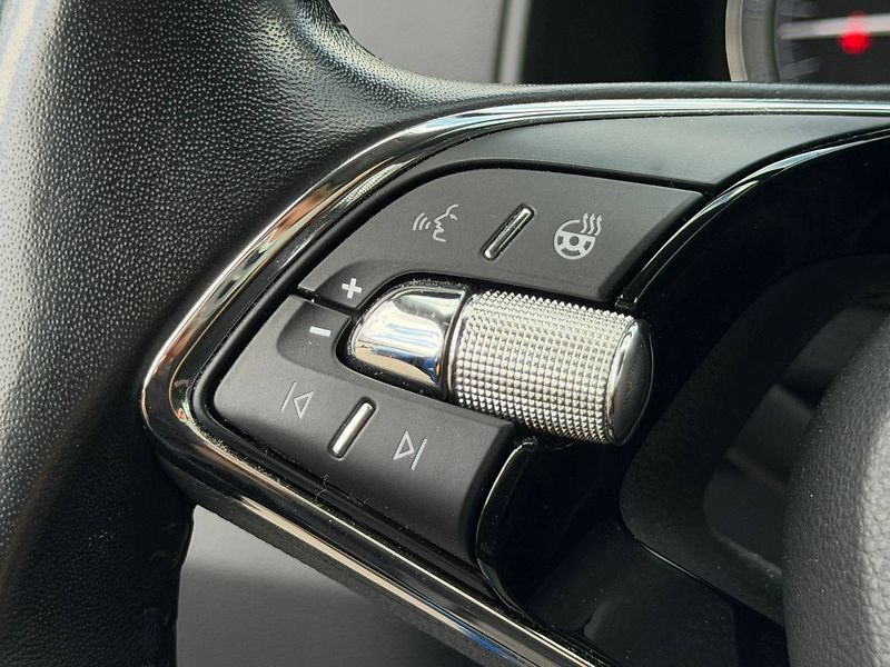 Škoda Karoq Style Plus 2,0 TDI 110 kW 6° M - fotka 20 z 26