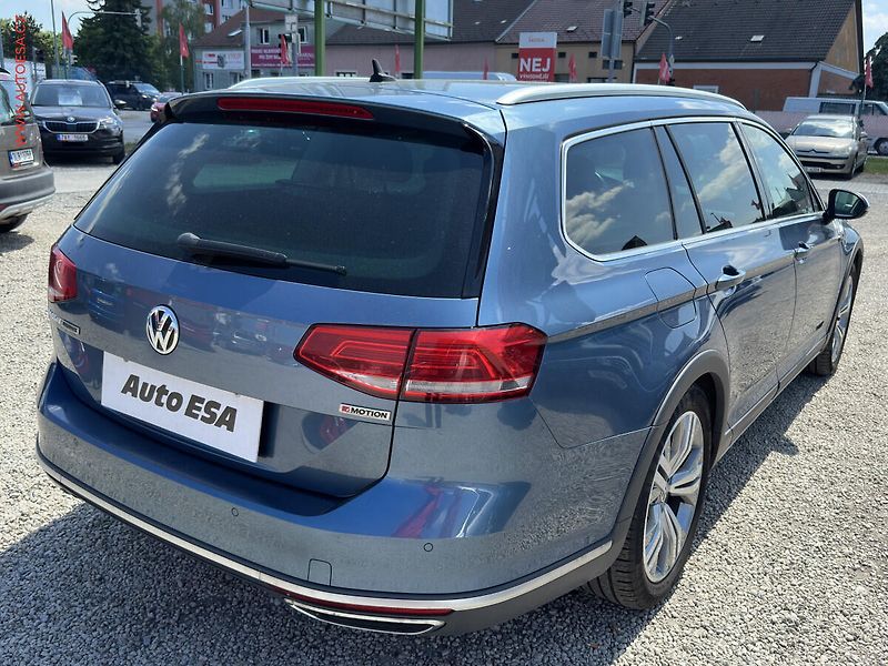 Volkswagen Passat (2019) 2.0TDI 4x4, ČR, DSG, navi - fotka 4 z 18