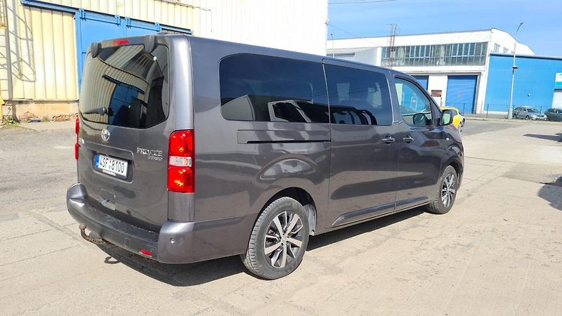 Toyota ProAce Verso (2019) 2.0D 130kW  7 míst VIP - fotka 10 z 10